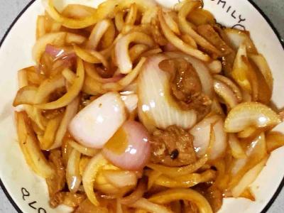 孕婦食譜蔥爆鹽煎肉,香甜脆爽、蔥香濃厚~的作法-咸鮮味燒菜譜