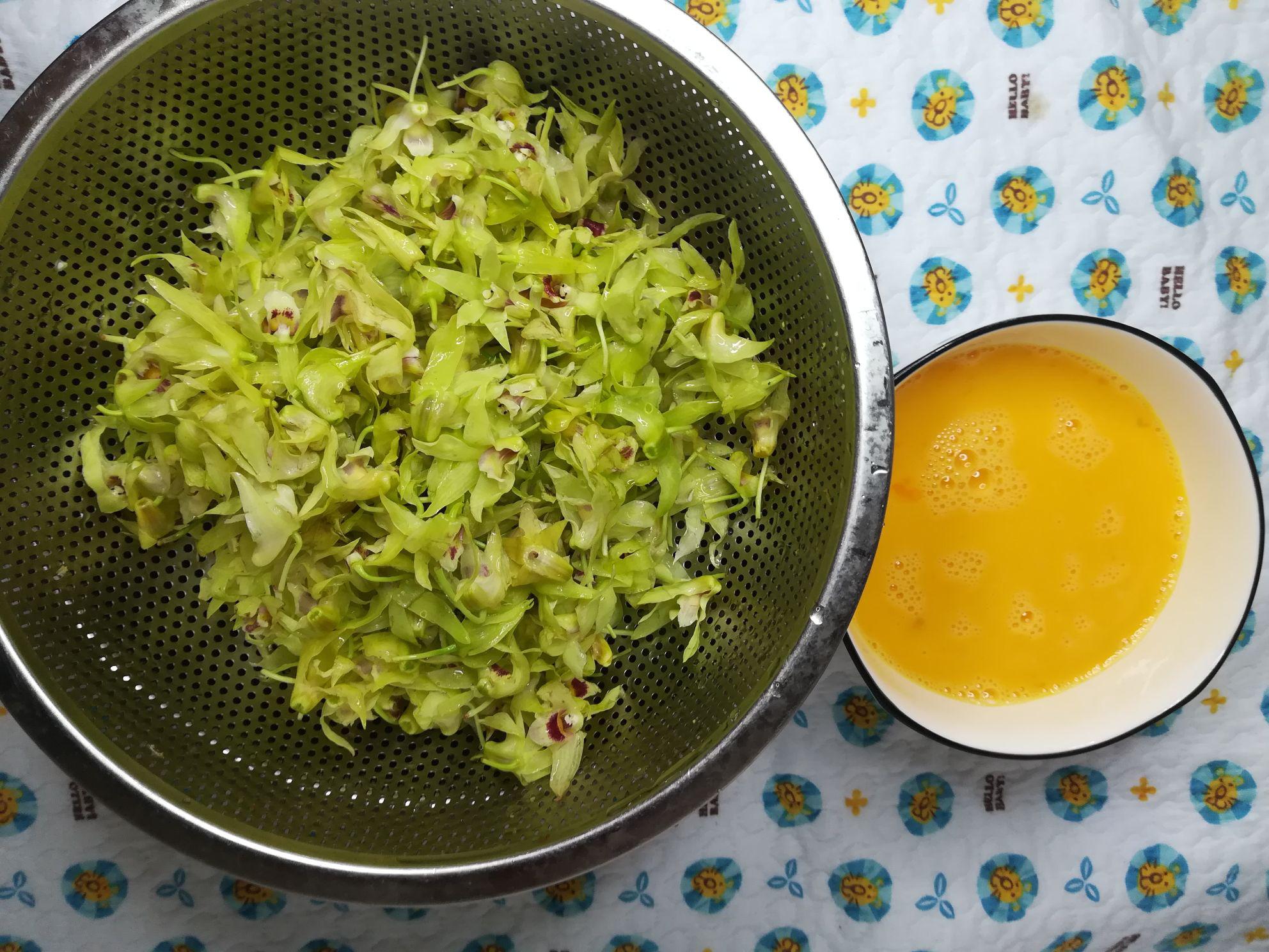 石斛花炒雞蛋的做法-咸鮮味炒菜譜