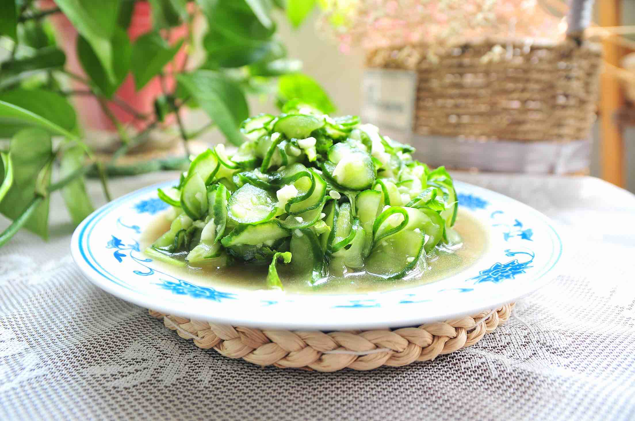 涼拌黃瓜的做法-酸甜味拌菜譜