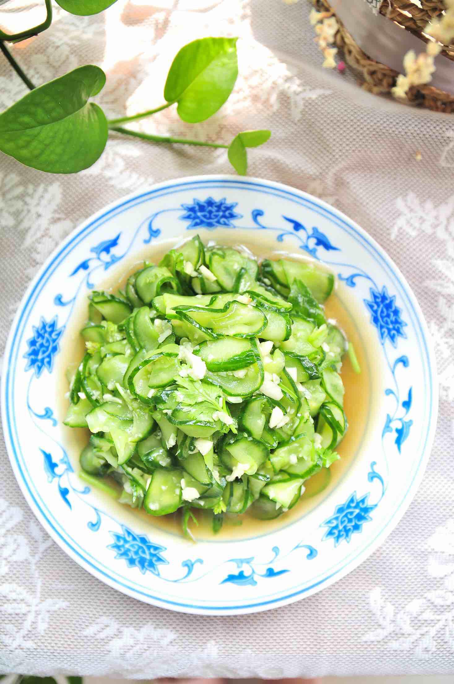 涼拌黃瓜的做法-酸甜味拌菜譜