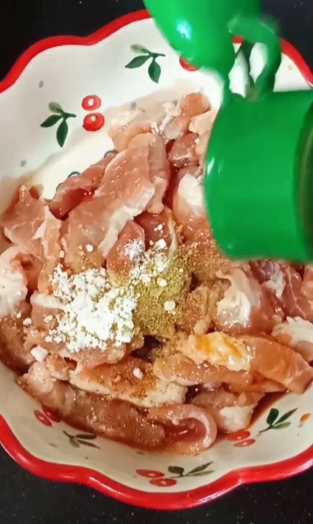 肉片炒絲瓜的做法-家常味炒菜譜