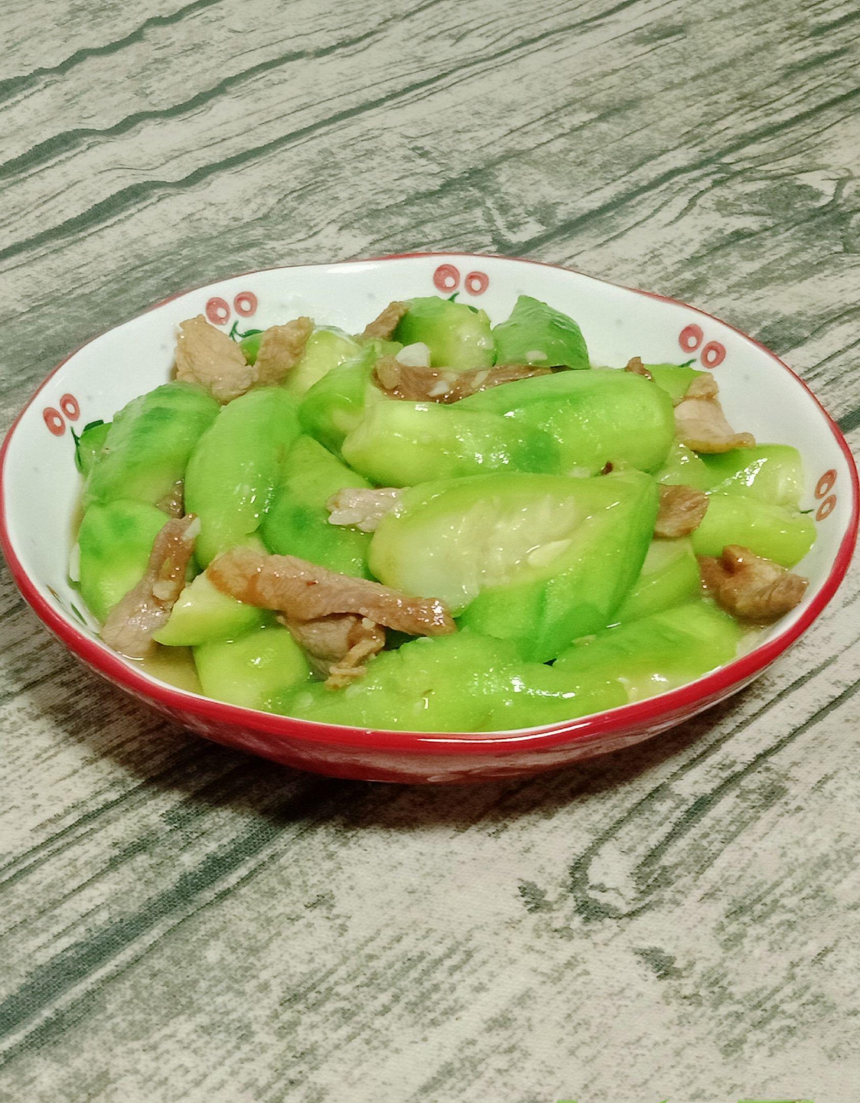 肉片炒絲瓜的做法-家常味炒菜譜