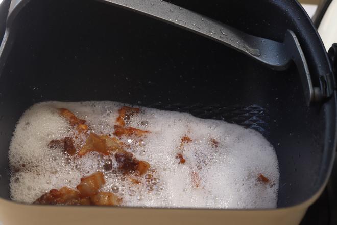 五花肉鹵蛋的做法-五香味燉菜譜