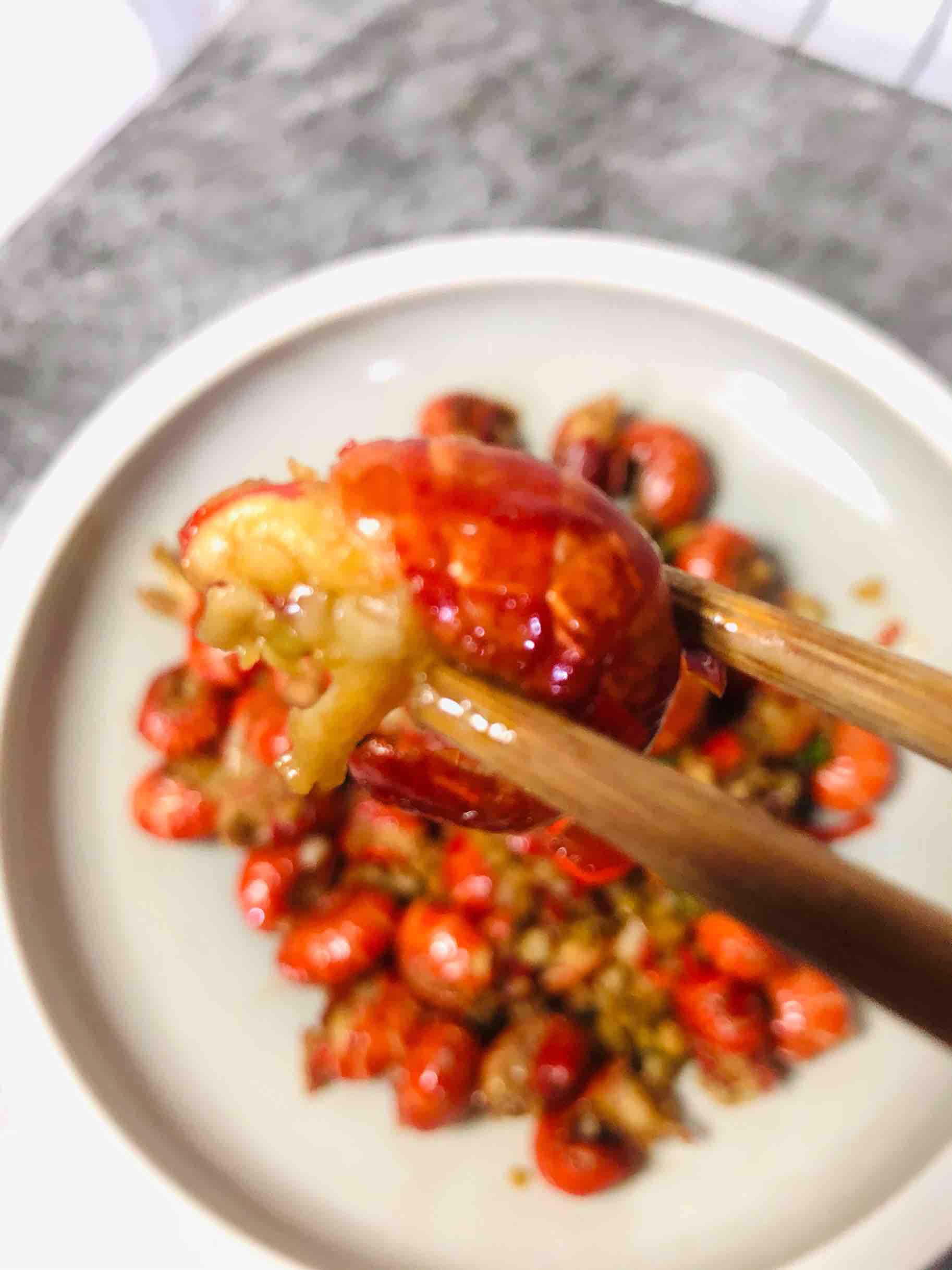 蒜蓉米椒蝦尾的做法-蒜香味炒菜譜