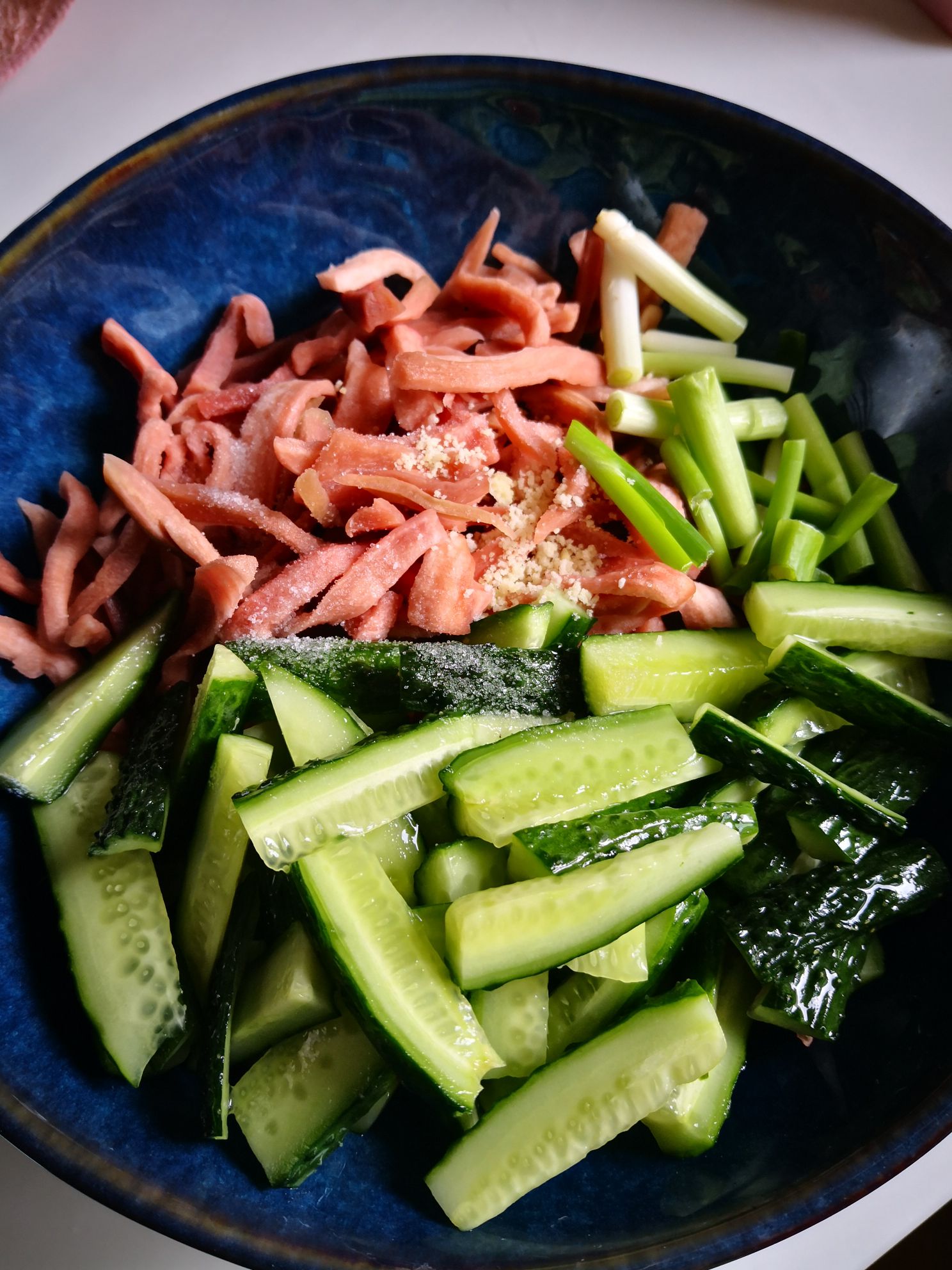 小米辣蘿卜干的做法-酸辣味拌菜譜