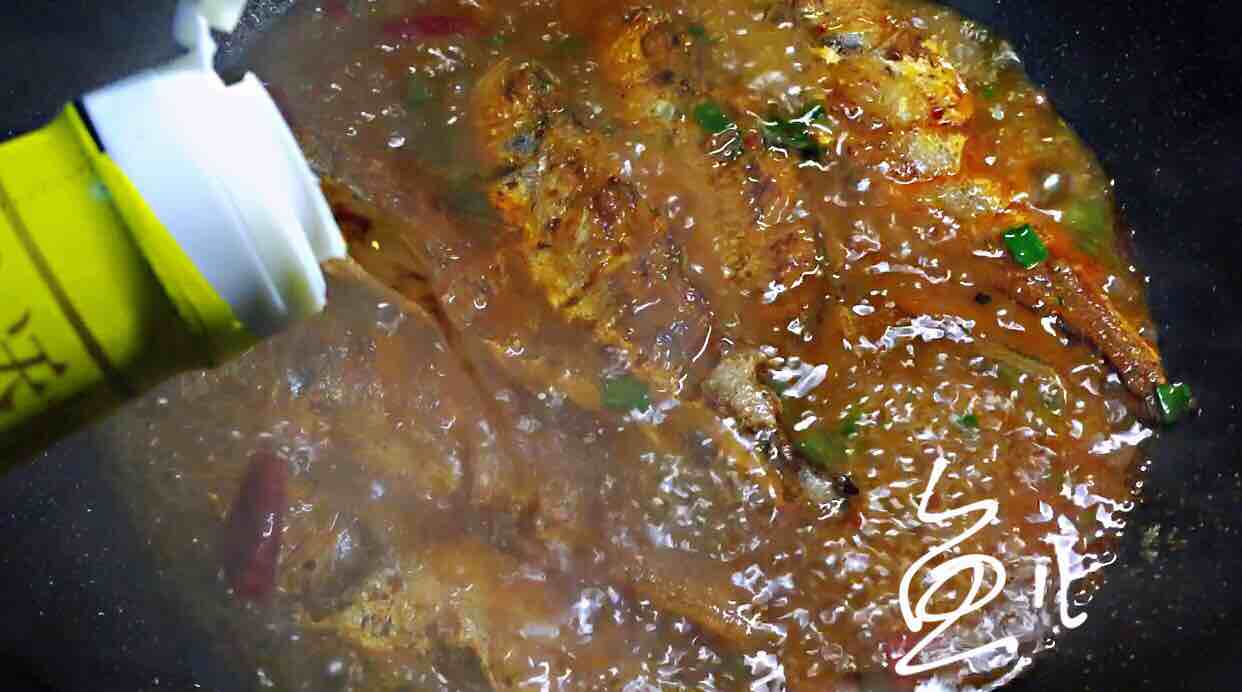 香辣小黃魚的做法-香辣味燉菜譜