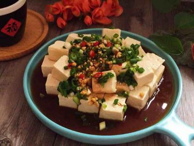 小蔥拌豆腐的作法-家常味拌菜譜