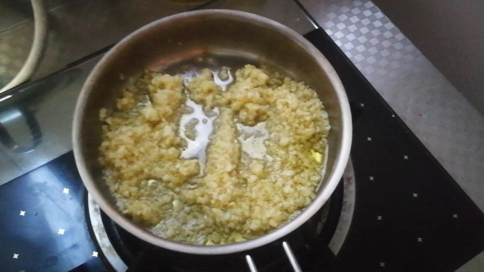 蒜蓉生蠔的做法-咸鮮味蒸菜譜