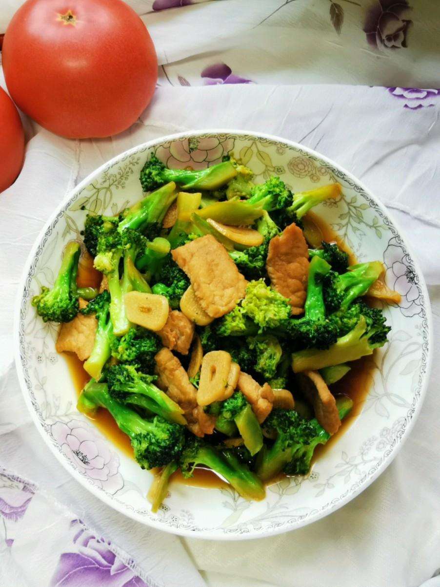 肉片炒西蘭花的做法-家常味炒菜譜