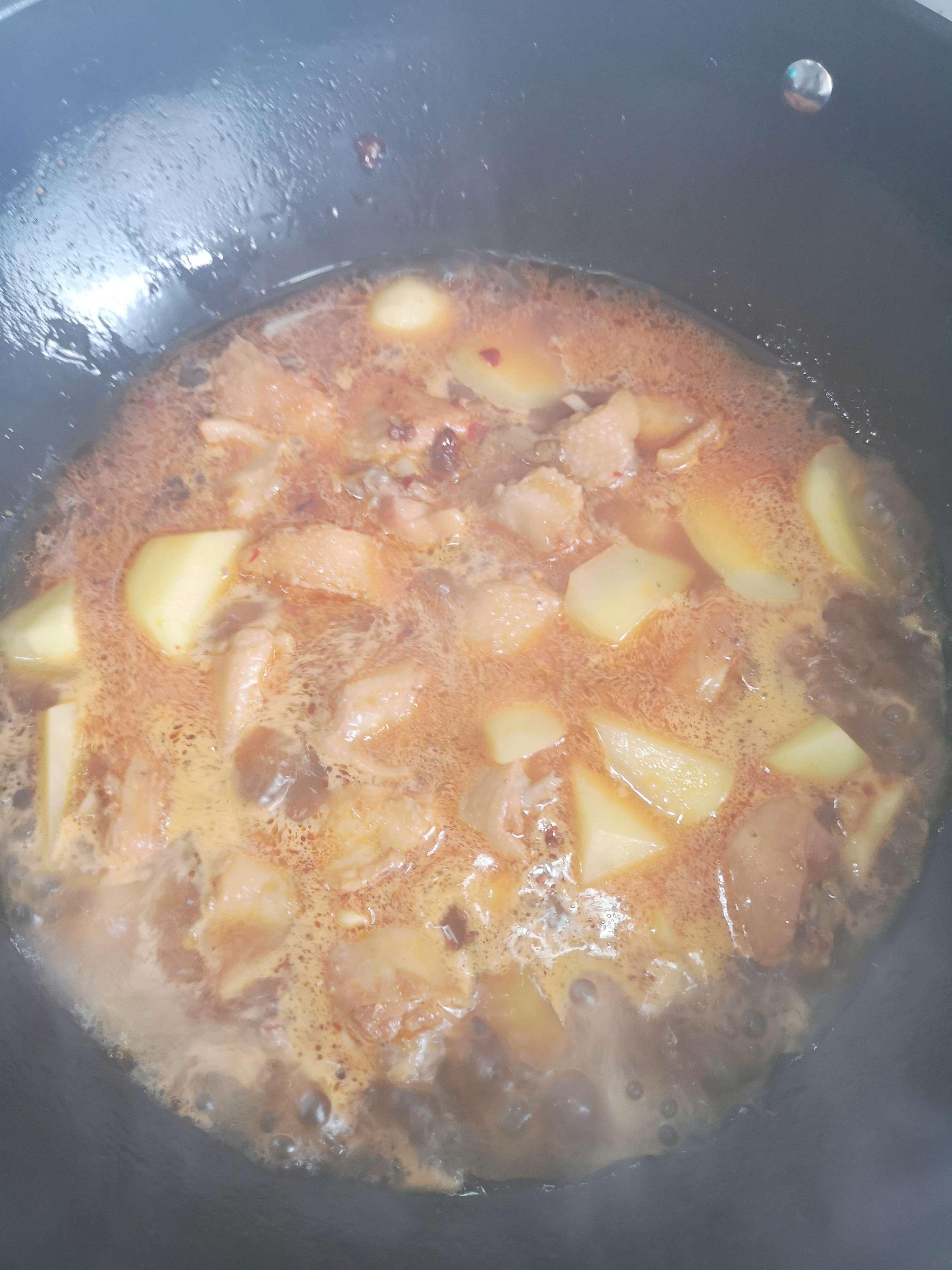 雞翅土豆新組合的做法-家常味燒菜譜