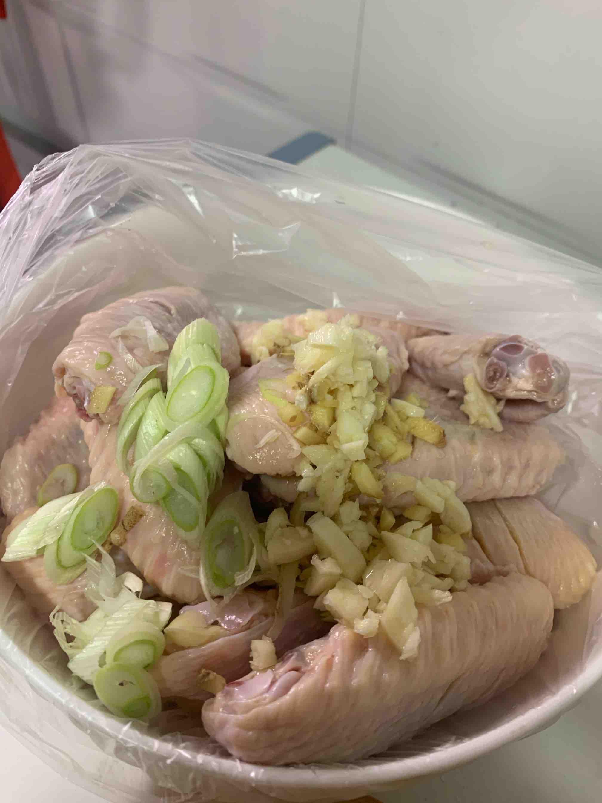 香烤雞翅的做法-家常味烤菜譜