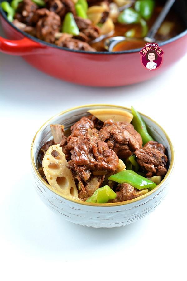 啤酒鴨燉鮮藕的做法-咸鮮味燉菜譜