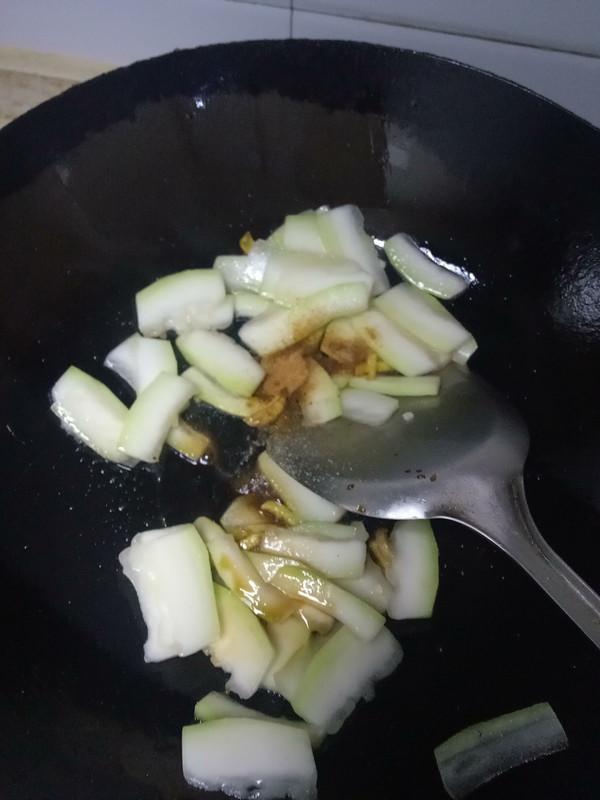 農(nóng)家葫蘆炒豬血的做法-家常味炒菜譜