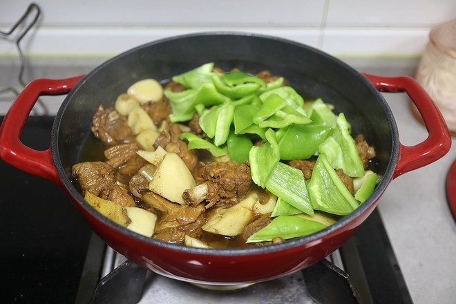 啤酒鴨燉鮮藕的做法-咸鮮味燉菜譜