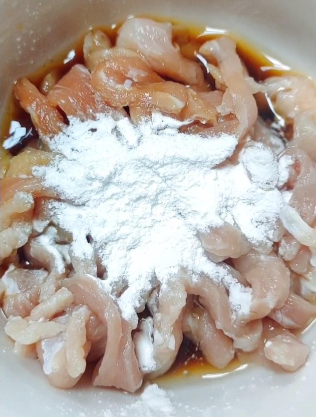 蒜薹炒肉的做法-家常味炒菜譜