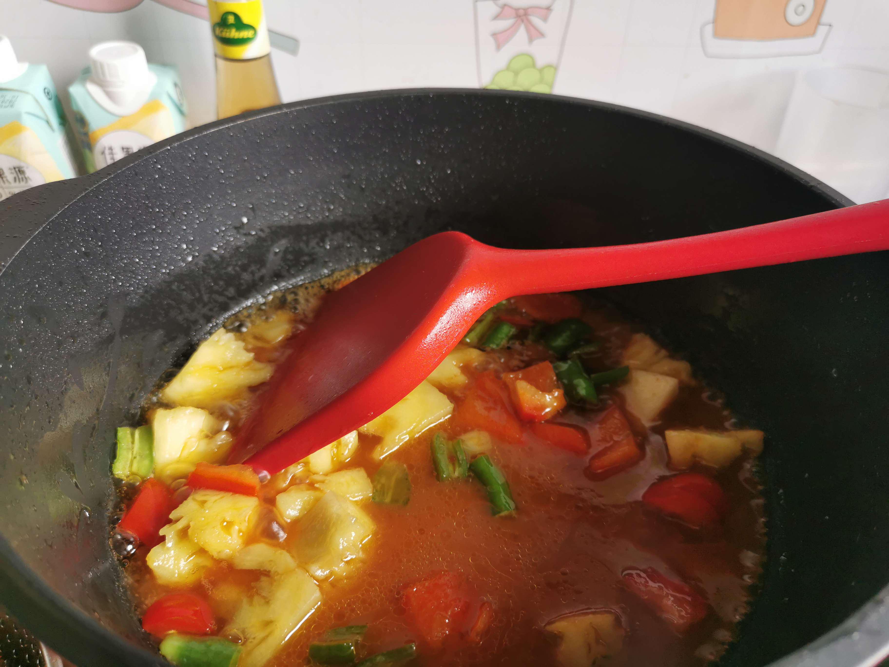 菠蘿咕咾肉的做法-家常味炒菜譜