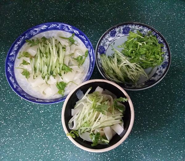 免洗涼皮的做法-家常味蒸菜譜