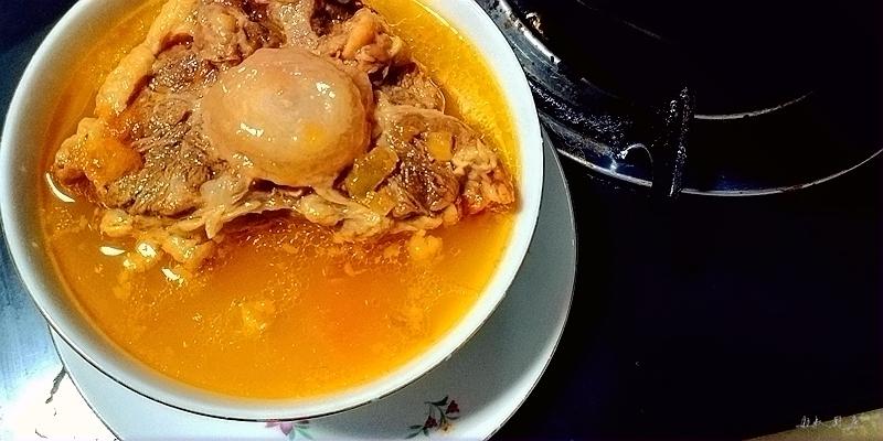 番茄牛尾湯的做法-酸甜味燉菜譜