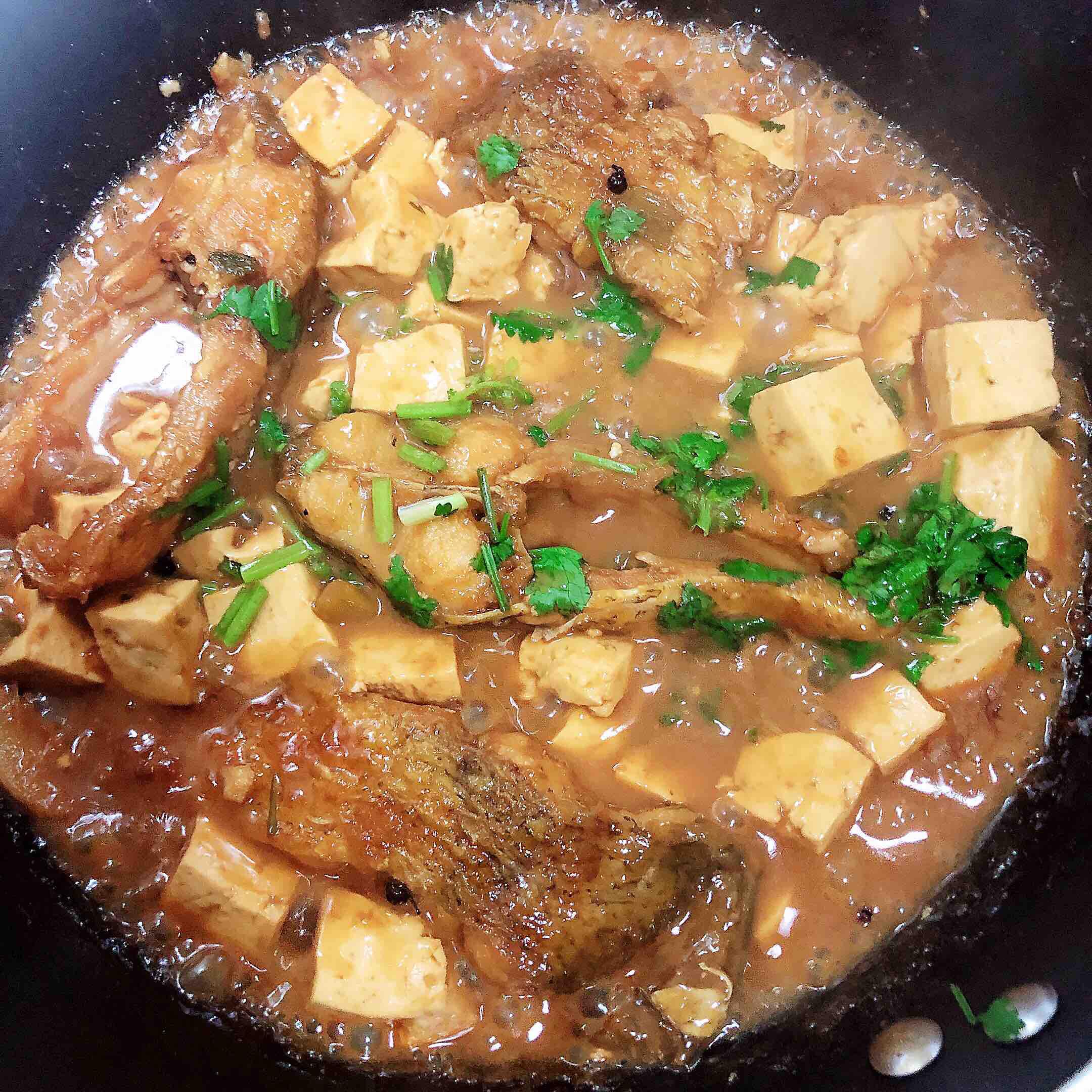 紅燒魚塊豆腐的做法-咸鮮味燉菜譜