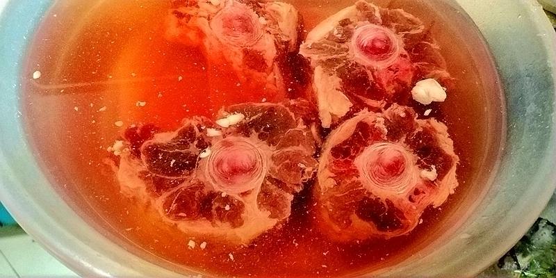 番茄牛尾湯的做法-酸甜味燉菜譜