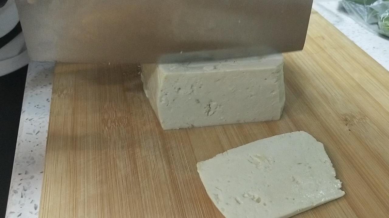 平平無奇但超級下飯的煎雞蛋豆腐的做法-咸鮮味煎菜譜