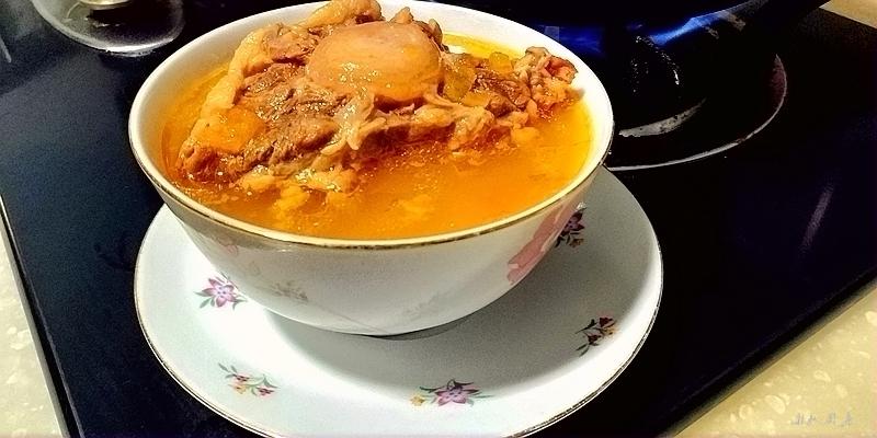 番茄牛尾湯的做法-酸甜味燉菜譜