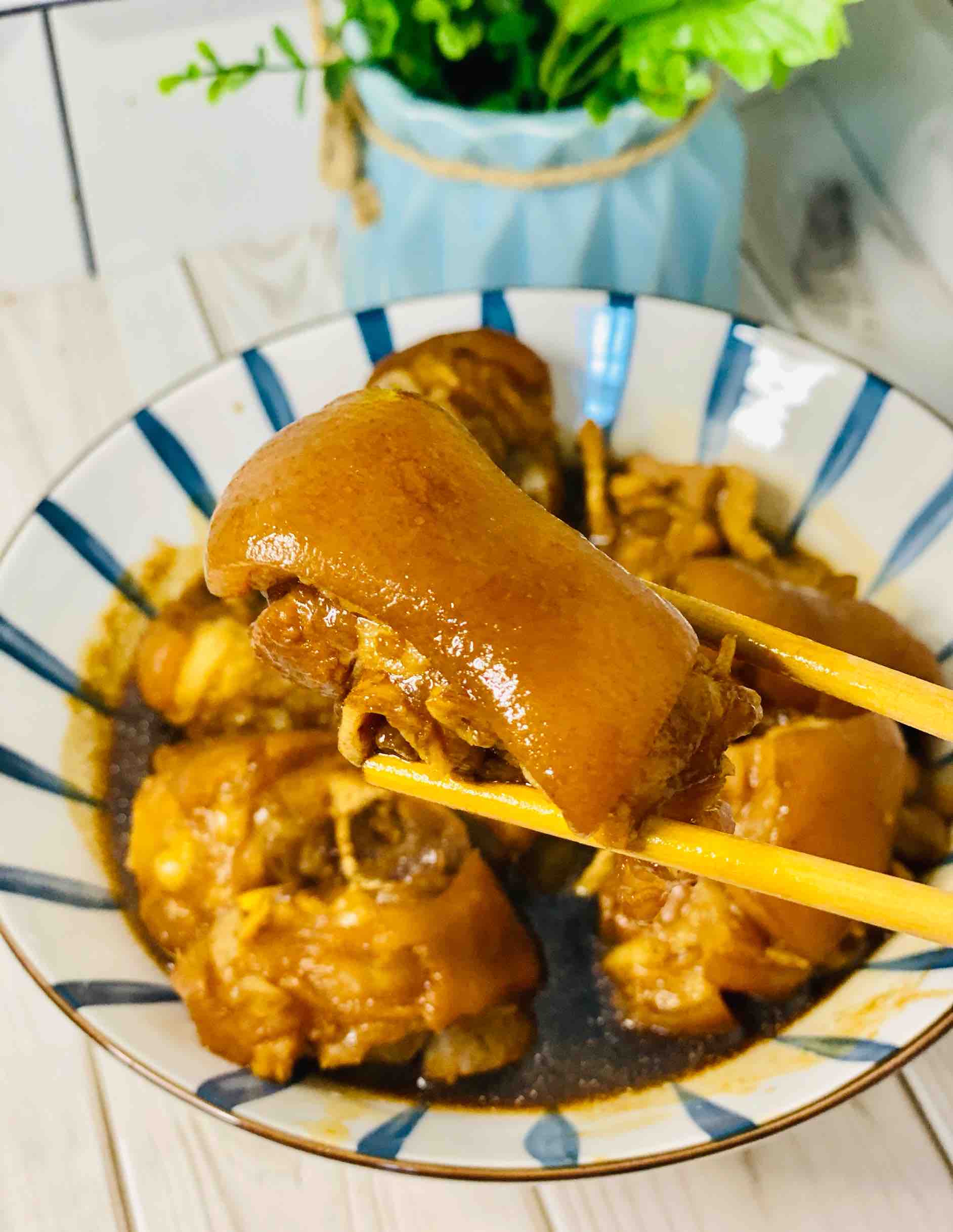 超香醬豬蹄，Q彈會抖臀?這樣燜，一鍋都不夠的做法-家常味燉菜譜