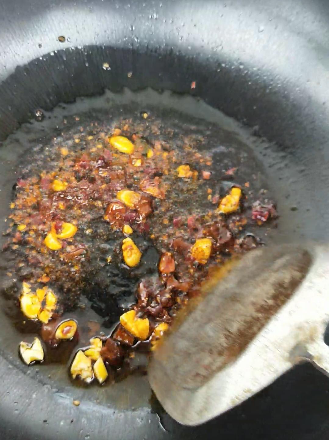 牛肉醬四季豆的做法-家常味炒菜譜