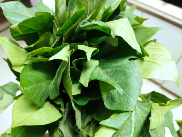 炒地瓜葉子的做法-家常味炒菜譜