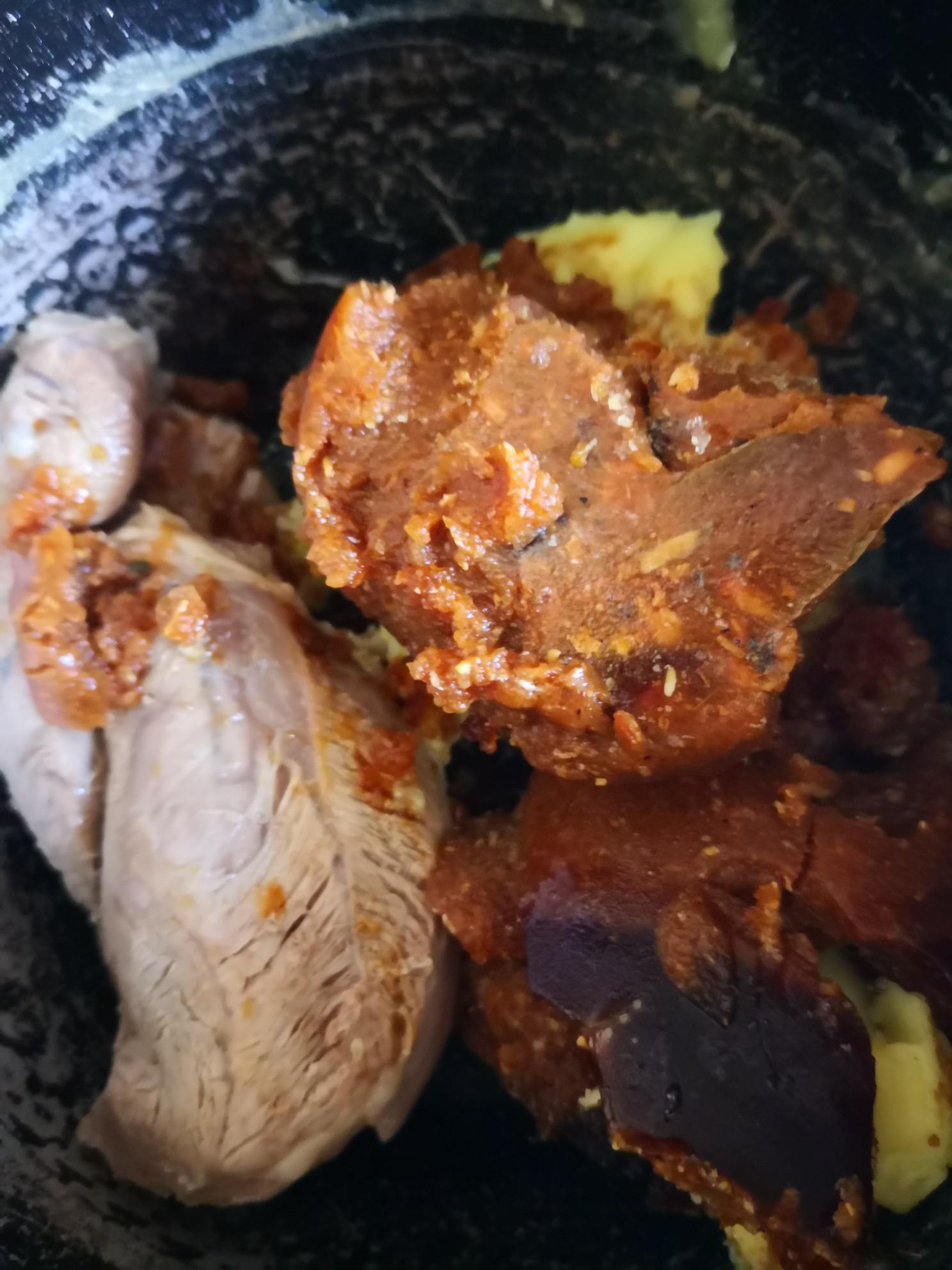 醬香羊腿肉的做法-醬香味醬菜譜