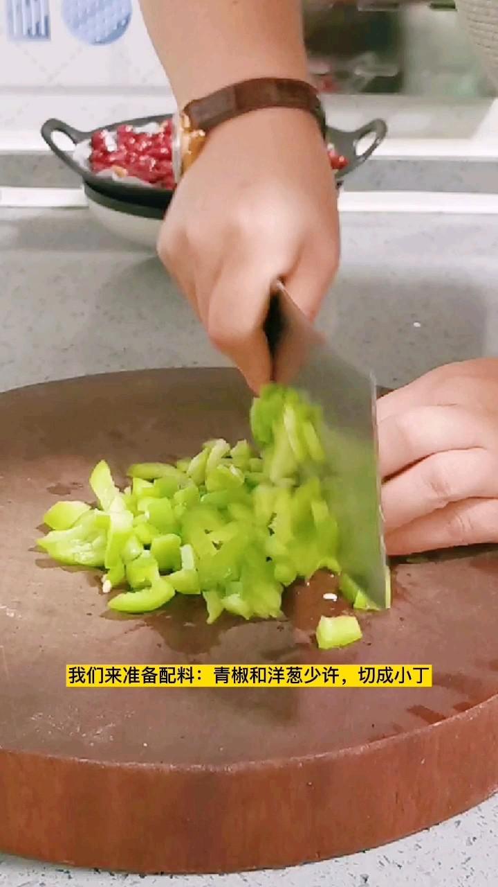 家常下酒菜，酸酸甜甜讓你停不下來的醋泡花生米的做法-酸甜味拌菜譜
