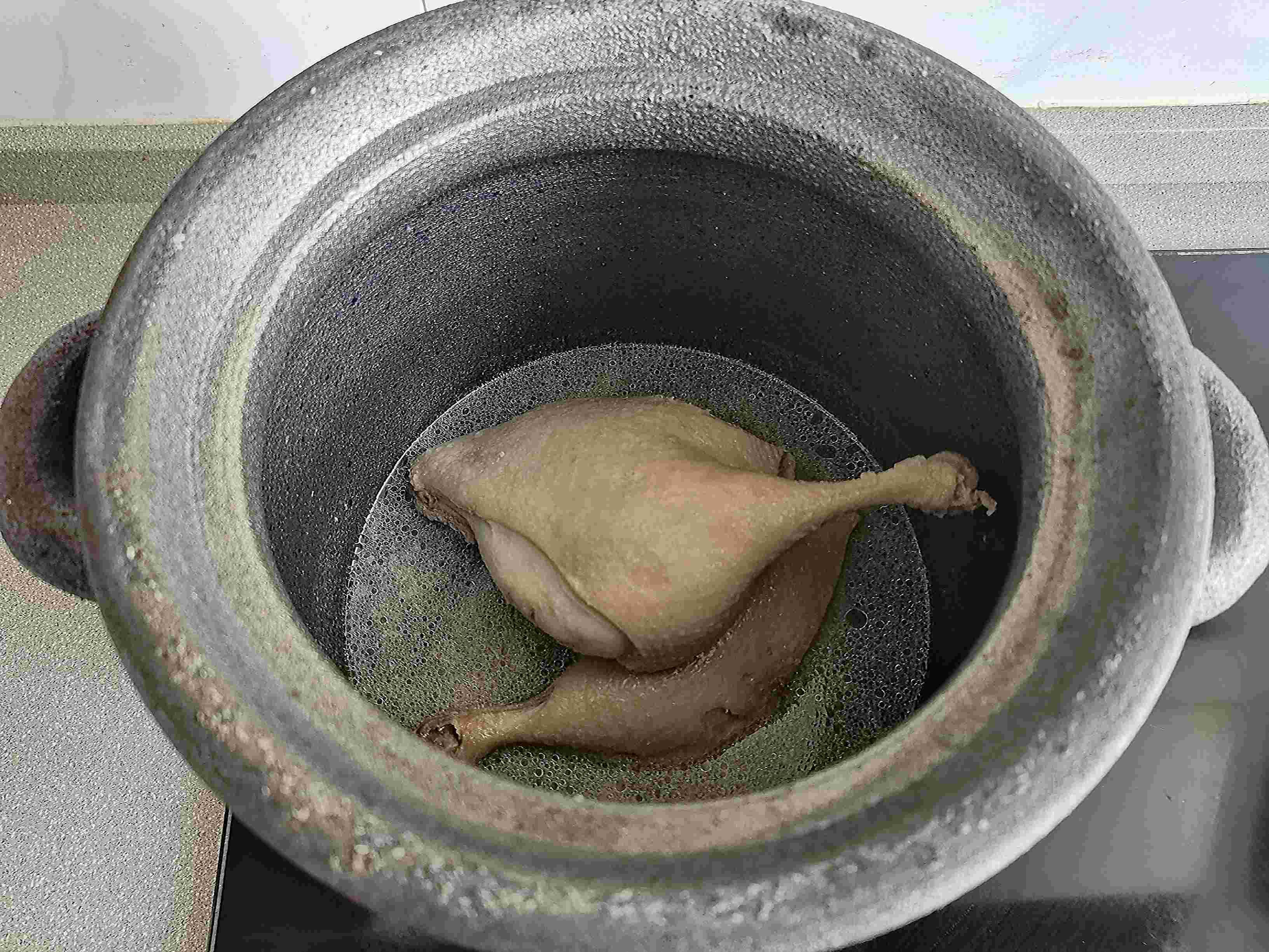 菌菇海帶燉鴨湯的做法-咸鮮味燉菜譜