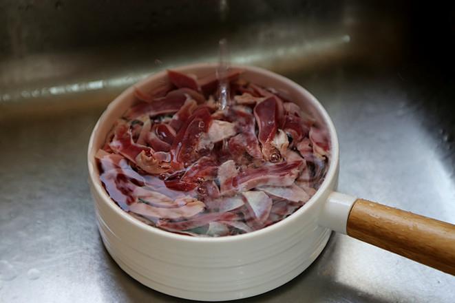 自制酸豆角----酸豆角炒雞胗的做法-酸辣味炒菜譜