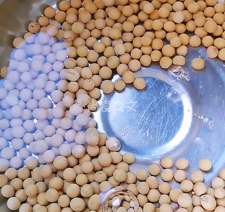 砂鍋番茄牛腩的做法-酸甜味燉菜譜