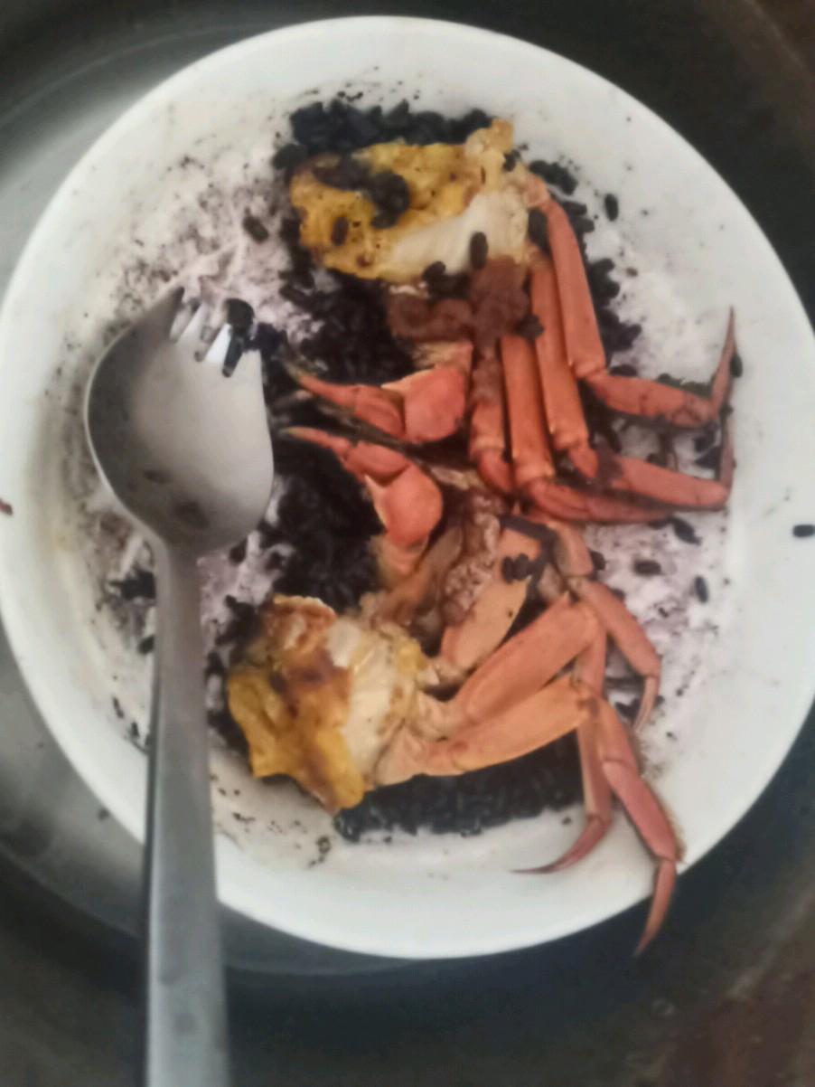 螃蟹蒸黑米的做法-咸鮮味蒸菜譜