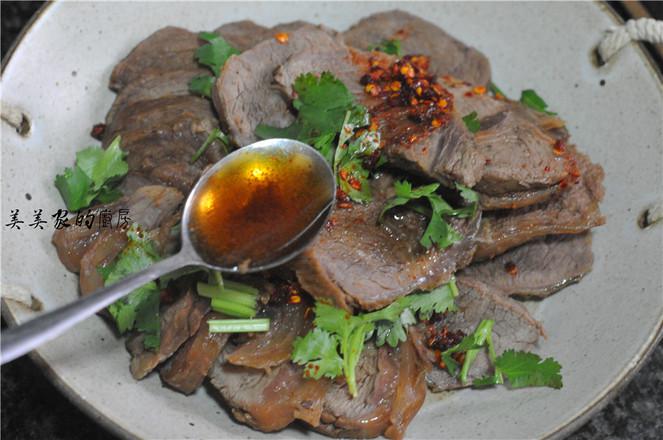拌鹵牛肉的做法-香辣味拌菜譜
