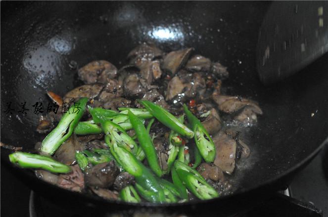 青辣椒炒雞肝的做法-香辣味炒菜譜