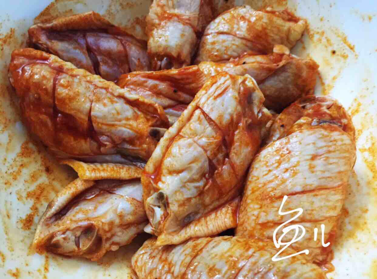 奧爾良烤雞翅的做法-家常味烤菜譜
