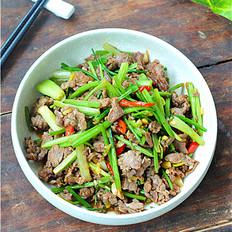 芹菜炒牛肉的做法-香辣味炒菜譜
