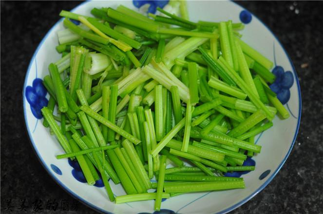 芹菜炒牛肉的做法-香辣味炒菜譜