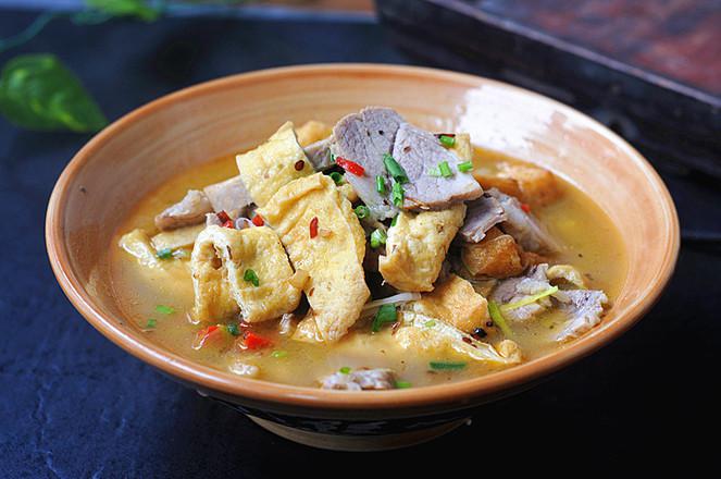 回鍋油豆腐燒肉的做法-家常味燒菜譜