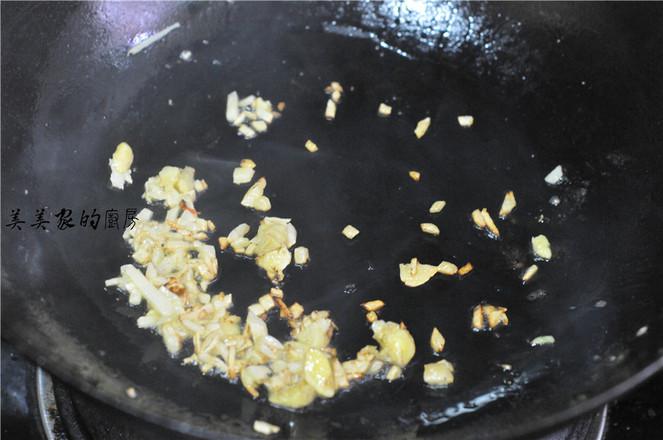 香辣鵪鶉的做法-香辣味炒菜譜