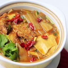 豆油皮寬粉燉魚的做法-魚香味燉菜譜