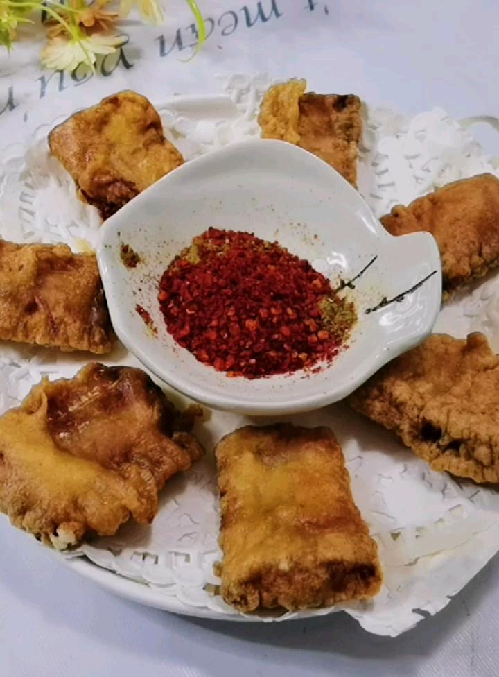香酥炸帶魚的做法-家常味炸菜譜