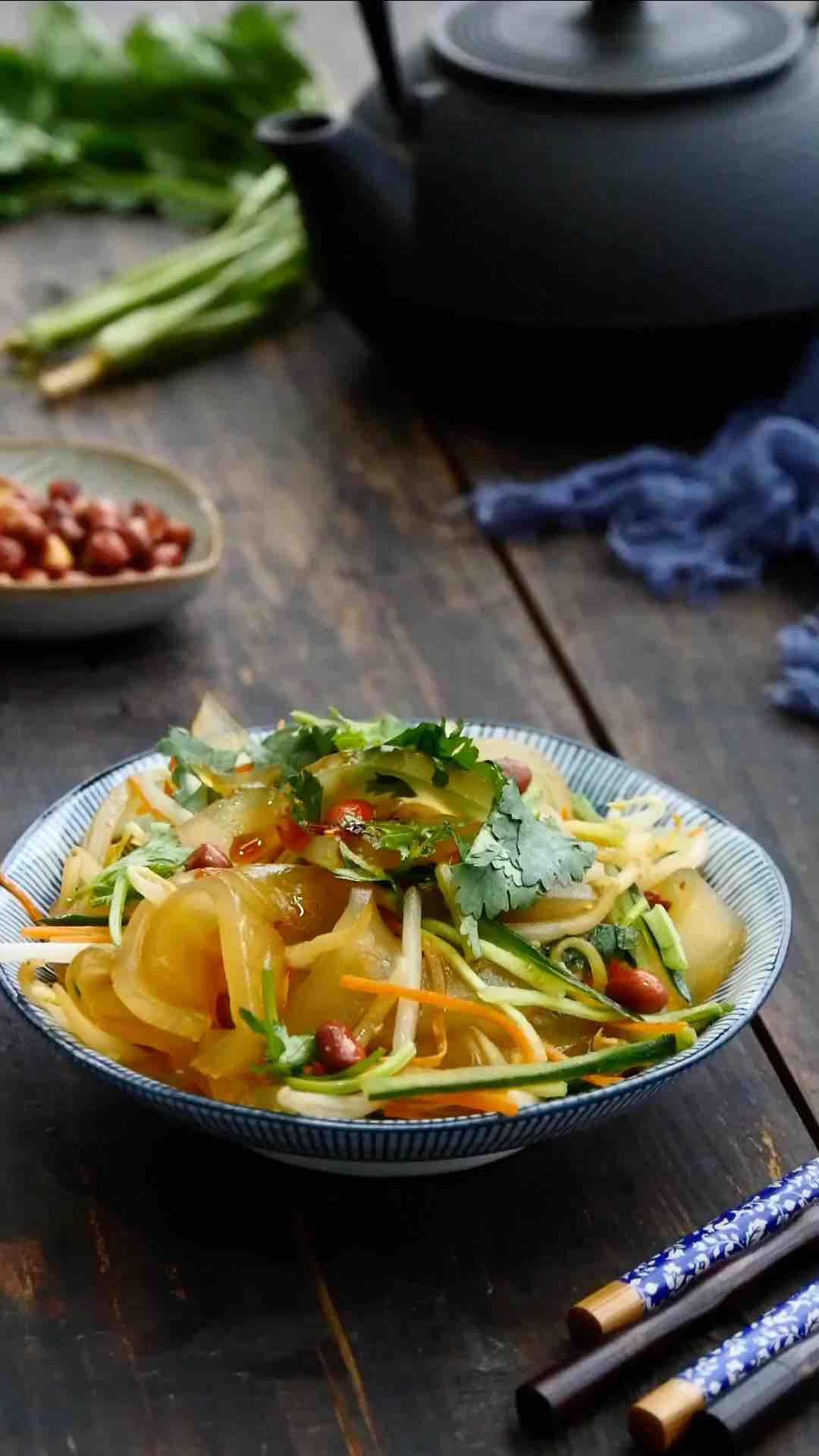 時蔬拌涼皮的做法-香辣味拌菜譜