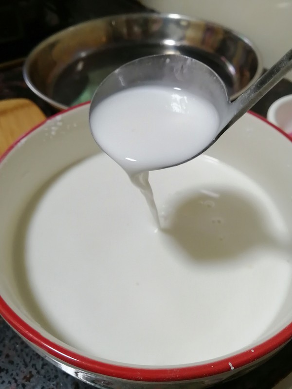 簡(jiǎn)簡(jiǎn)單單也不失美味~~簡(jiǎn)易版涼皮的做法-家常味蒸菜譜