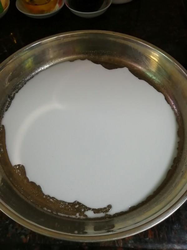 簡(jiǎn)簡(jiǎn)單單也不失美味~~簡(jiǎn)易版涼皮的做法-家常味蒸菜譜