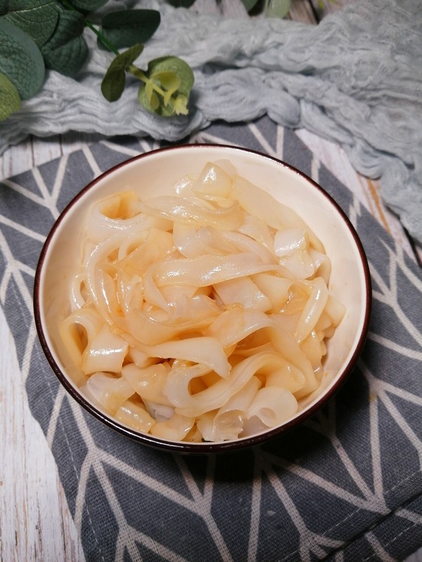 簡(jiǎn)簡(jiǎn)單單也不失美味~~簡(jiǎn)易版涼皮的做法-家常味蒸菜譜