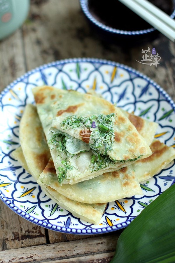 烙小茴香蛋餅的做法-家常味烙菜譜