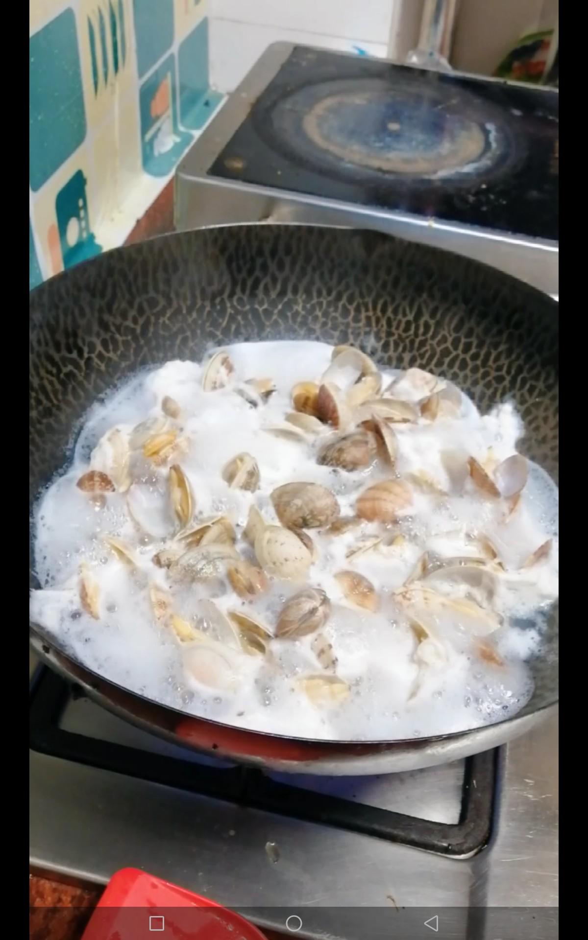 香辣炒蛤蜊的做法-咸鮮味炒菜譜